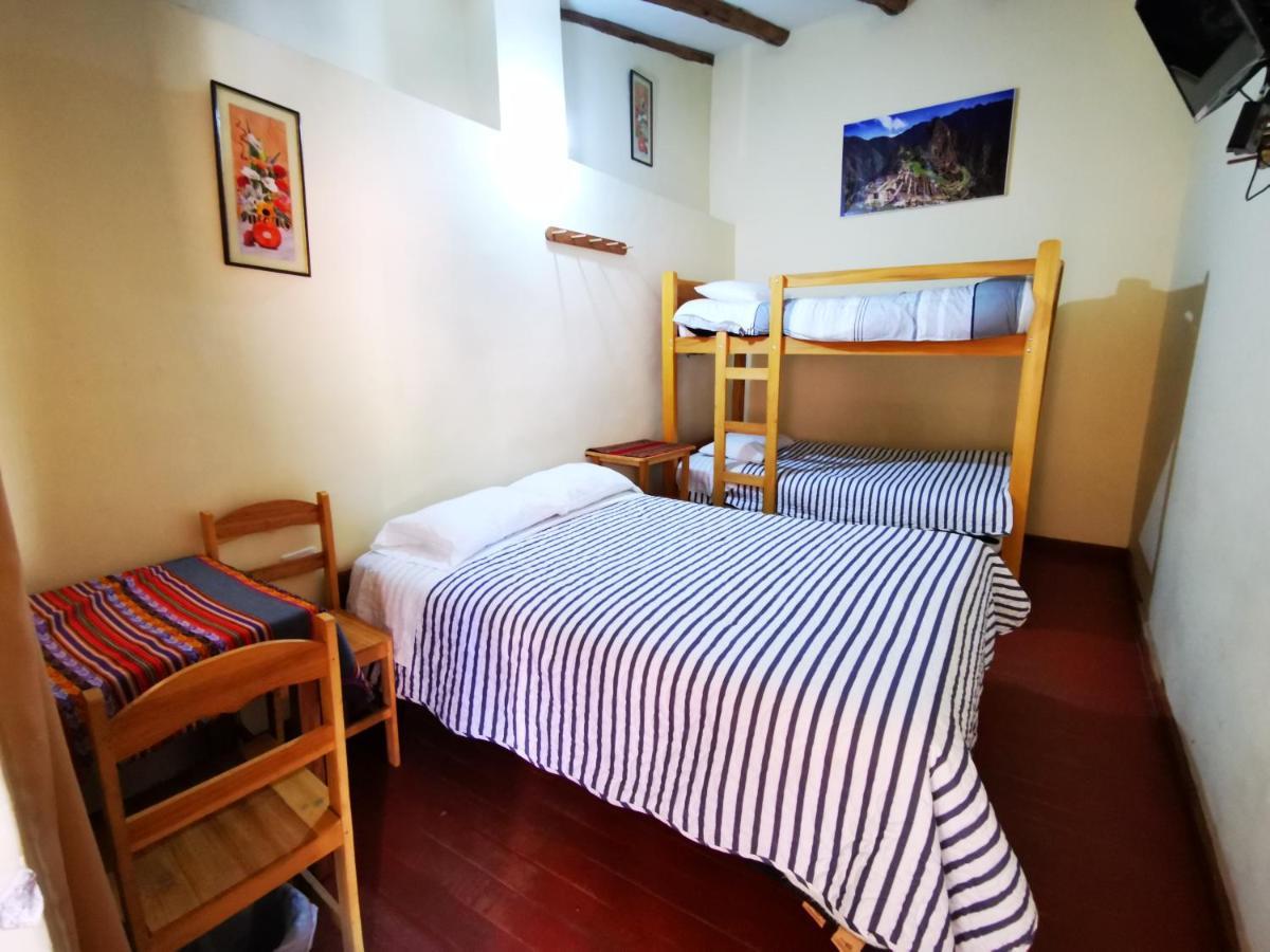 Hostal Apu Qhawarina Ollantaytambo Kültér fotó