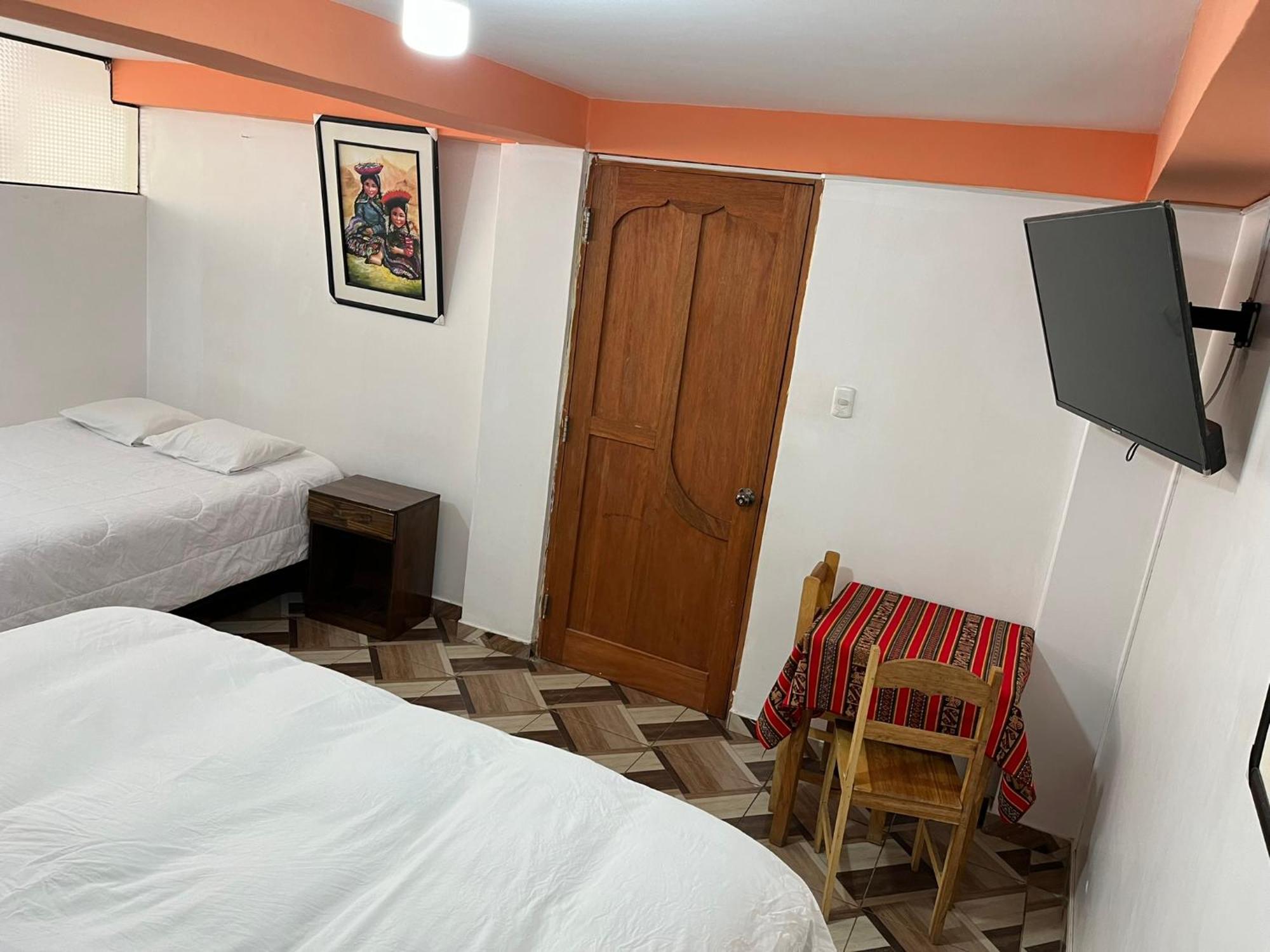 Hostal Apu Qhawarina Ollantaytambo Kültér fotó