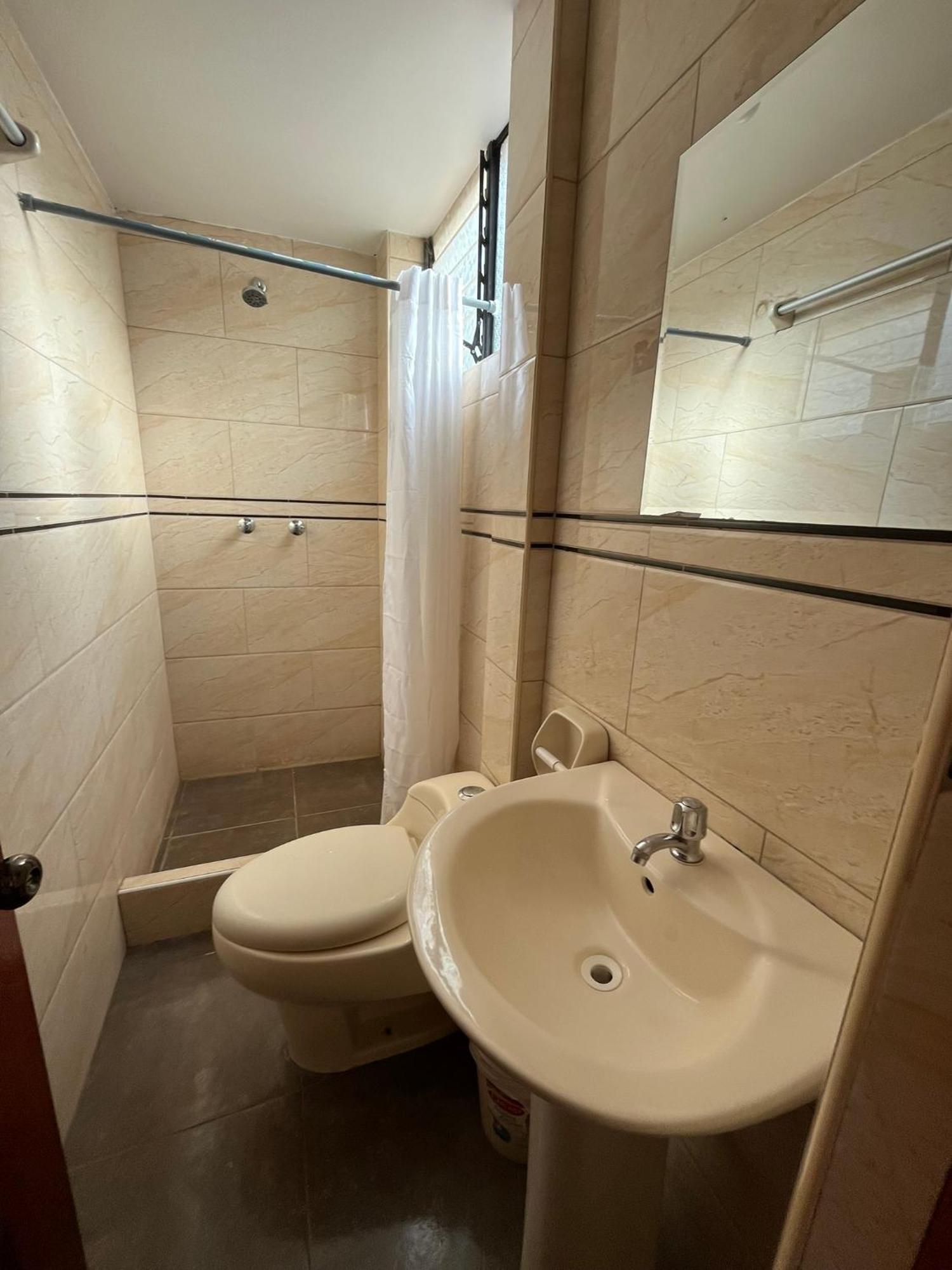 Hostal Apu Qhawarina Ollantaytambo Kültér fotó
