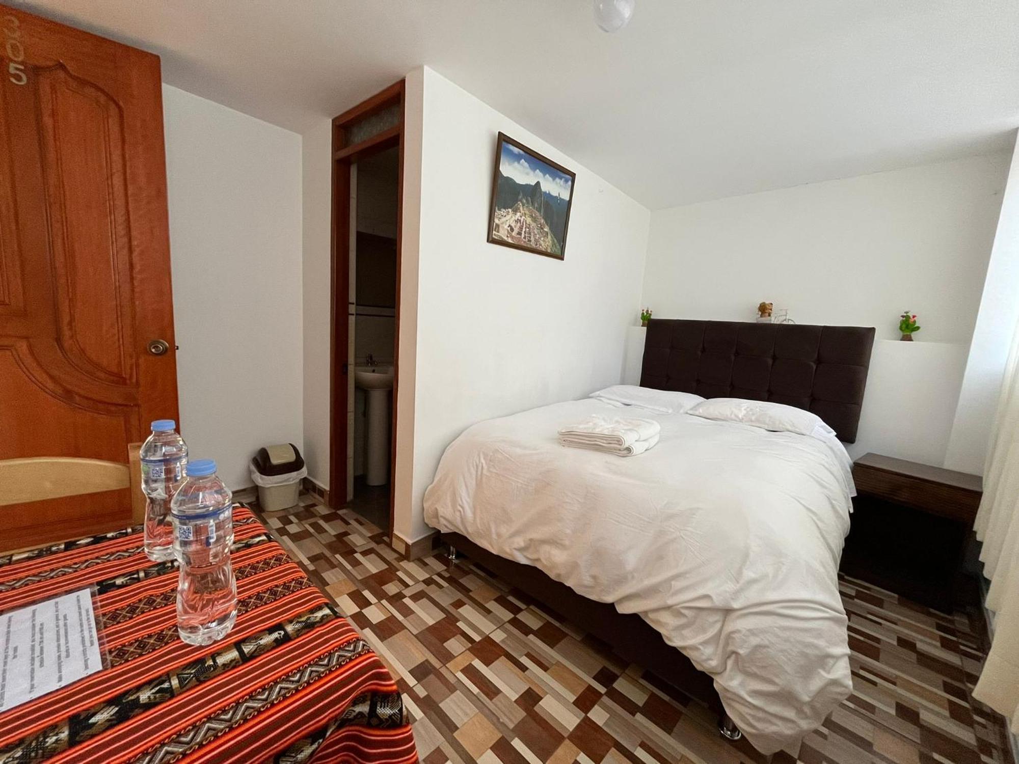 Hostal Apu Qhawarina Ollantaytambo Kültér fotó