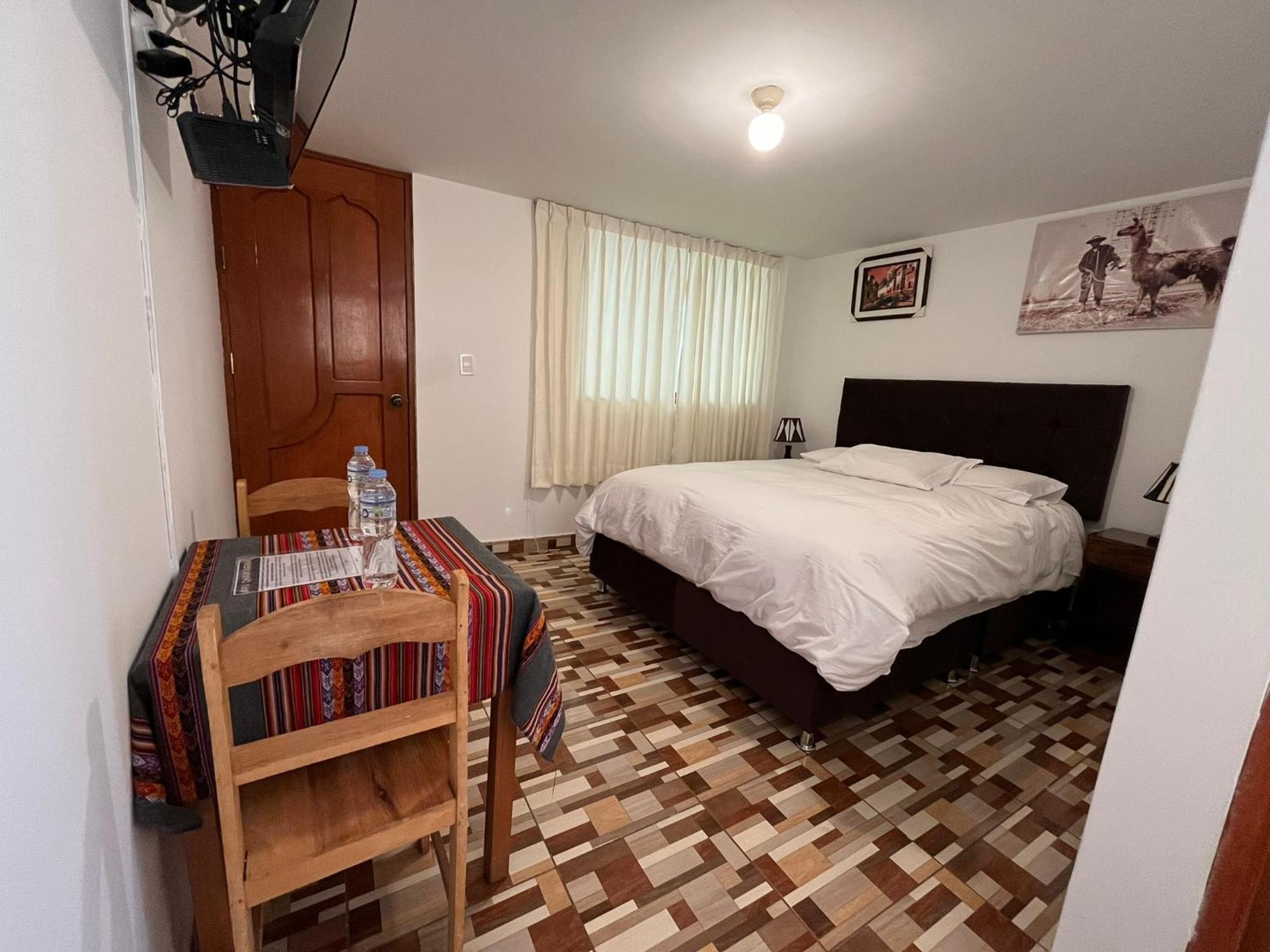 Hostal Apu Qhawarina Ollantaytambo Kültér fotó