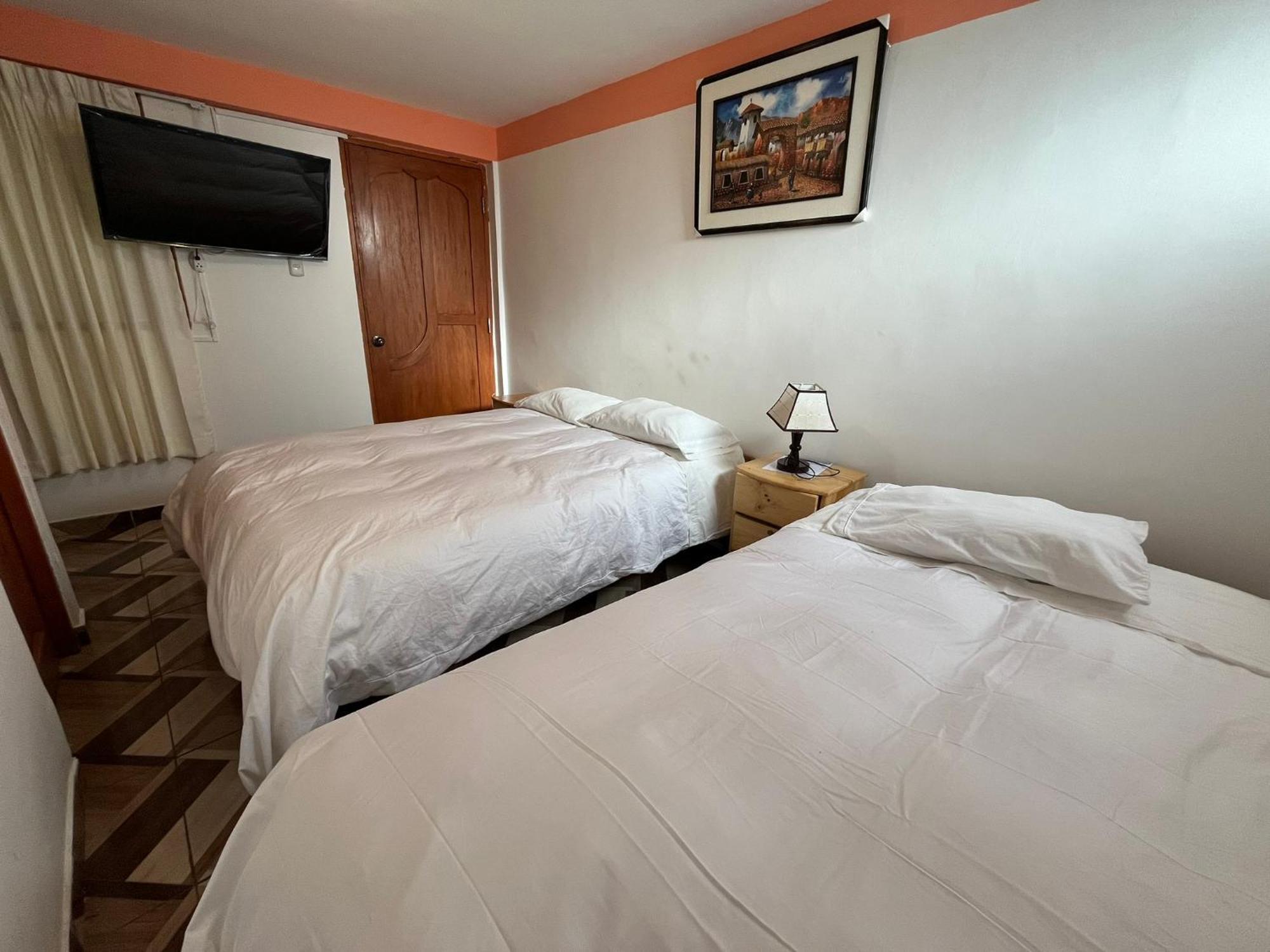 Hostal Apu Qhawarina Ollantaytambo Kültér fotó