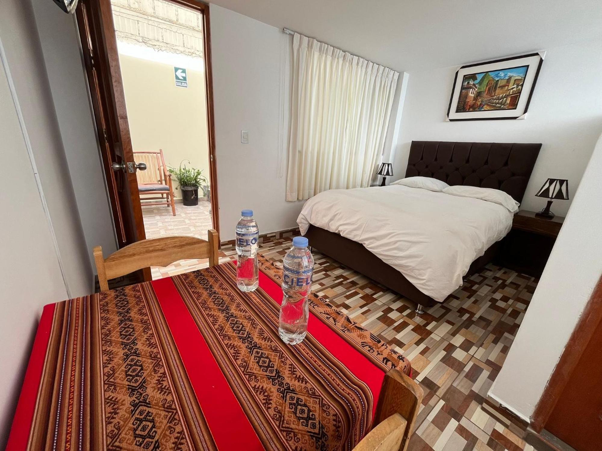 Hostal Apu Qhawarina Ollantaytambo Kültér fotó