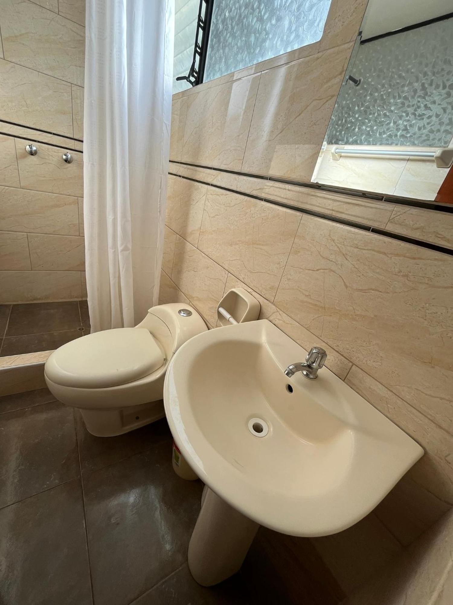Hostal Apu Qhawarina Ollantaytambo Kültér fotó