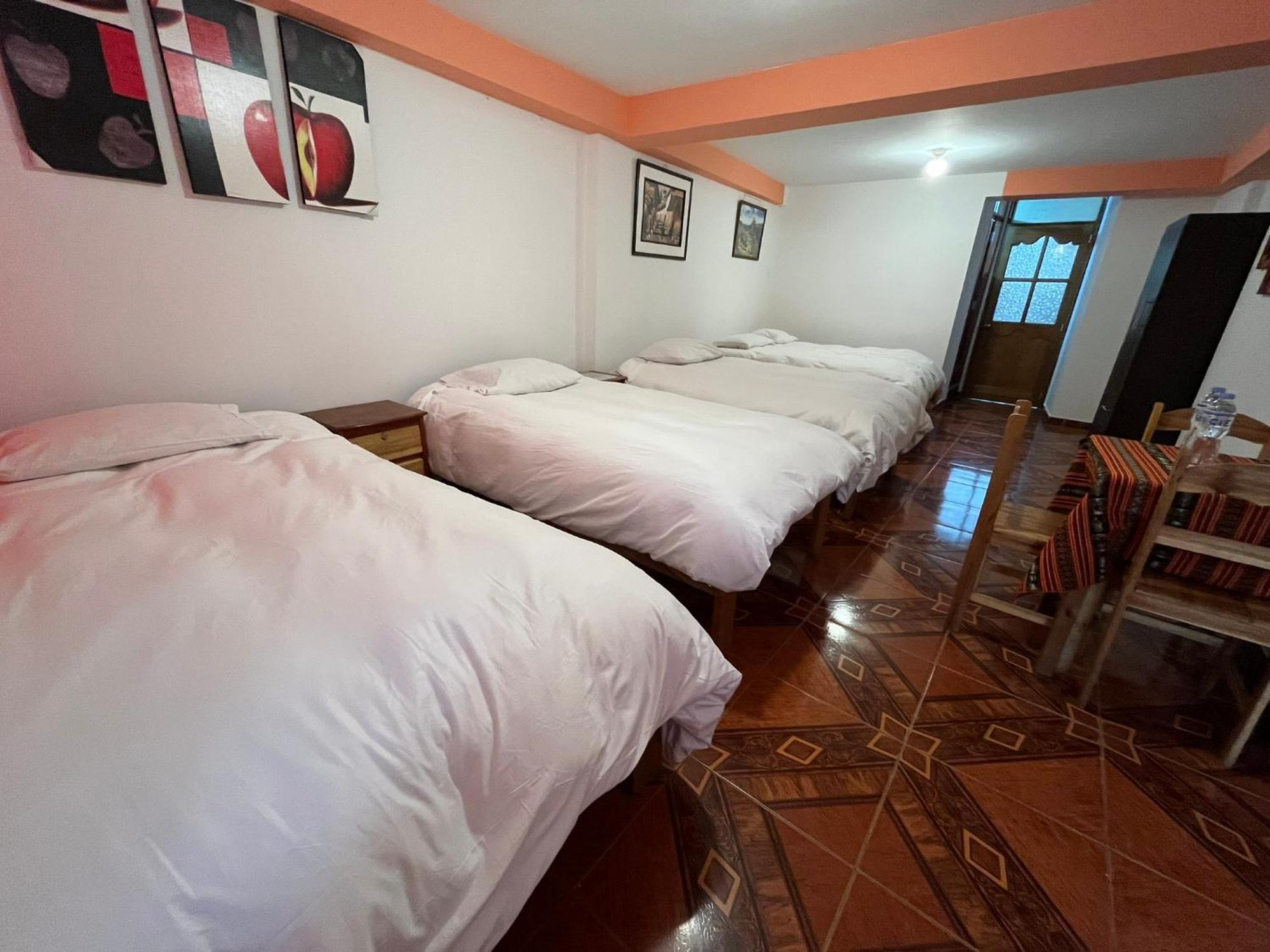Hostal Apu Qhawarina Ollantaytambo Kültér fotó
