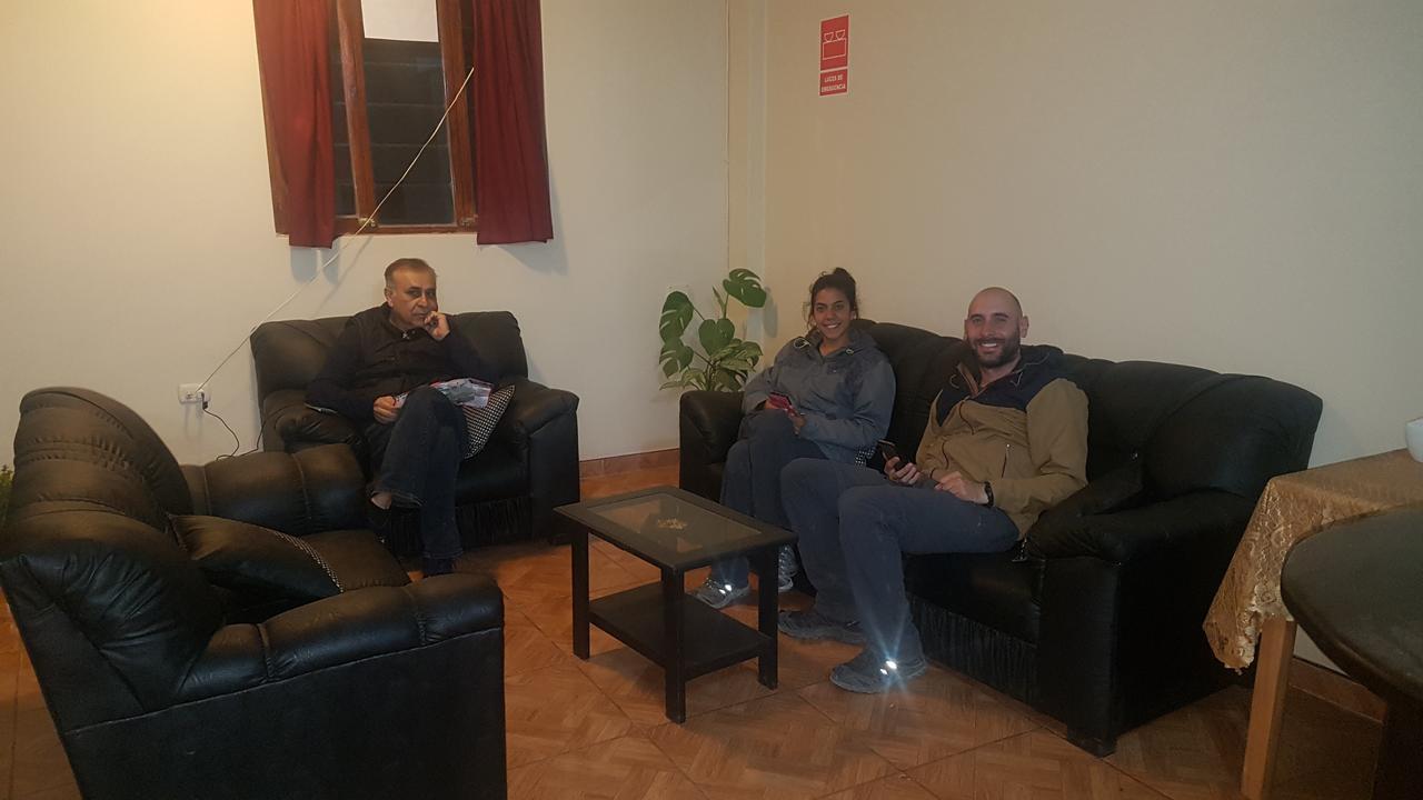 Hostal Apu Qhawarina Ollantaytambo Kültér fotó