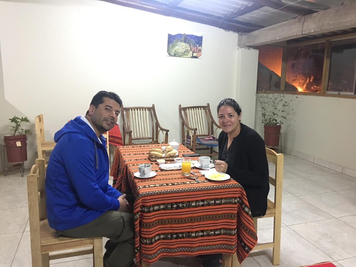 Hostal Apu Qhawarina Ollantaytambo Kültér fotó