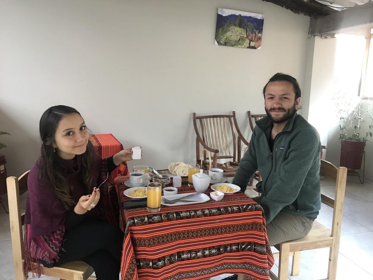 Hostal Apu Qhawarina Ollantaytambo Kültér fotó